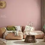 Calm Berry van Flexa Pure op een muur
